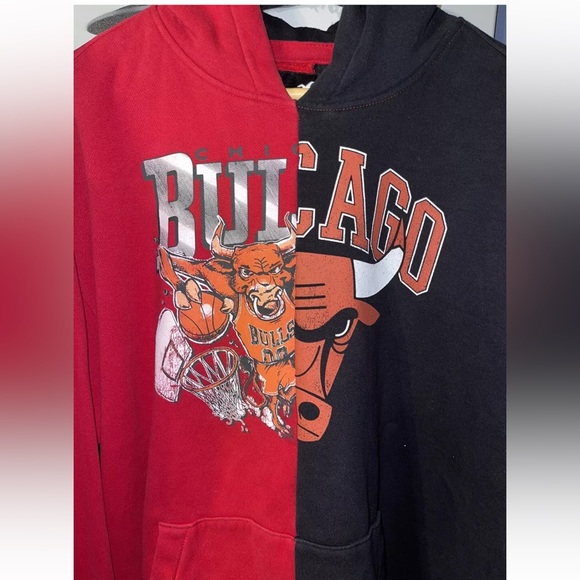 HOLLISTER CALIFORNIA Chicago Bulls Graphic Hoodie Men’s Size Large Sweatshirt - Picture 3 of 7